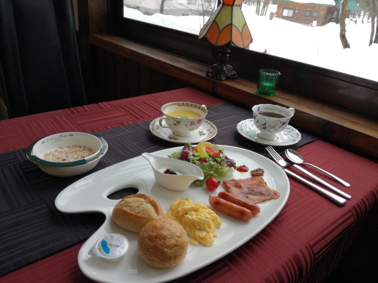 Hakuba Vivaldi Hotel Exterior foto